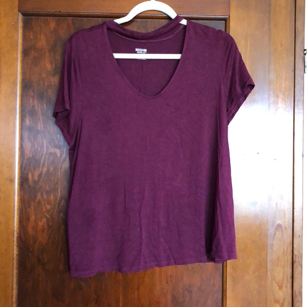 Choker-neck shirt